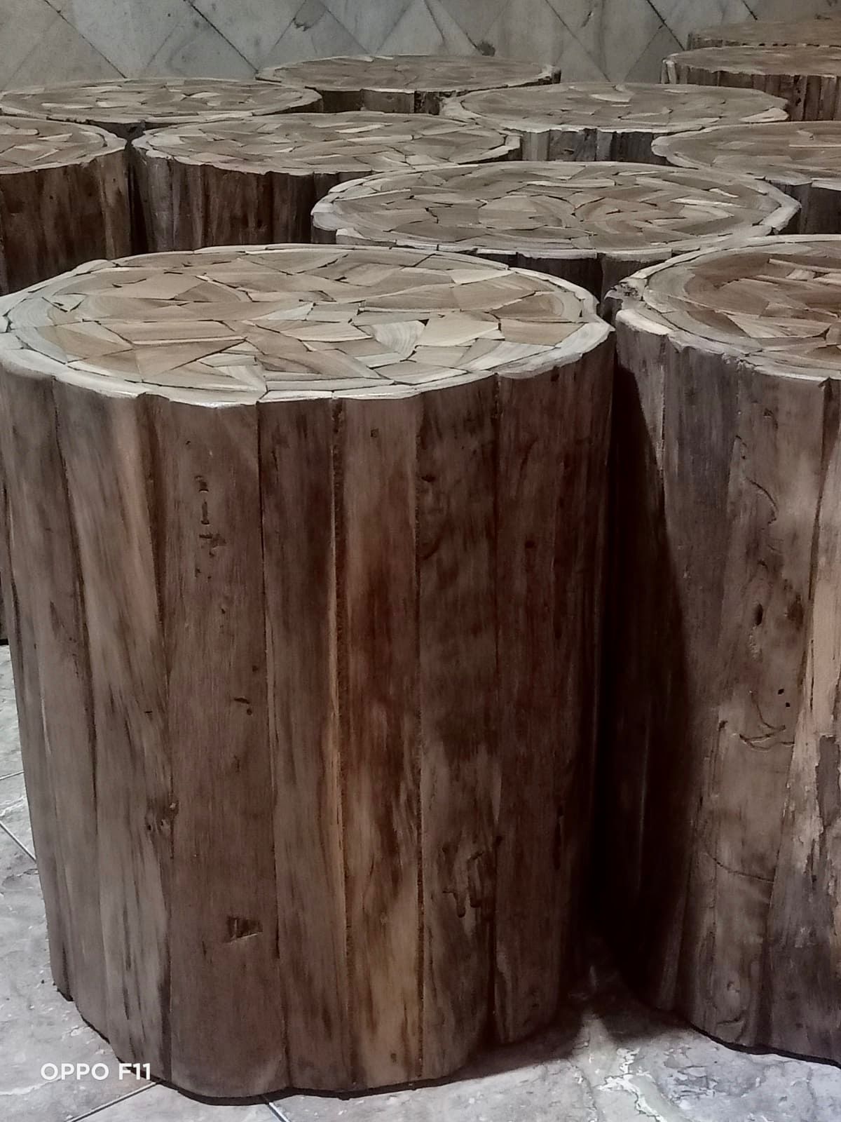 שולחן צד מעץ